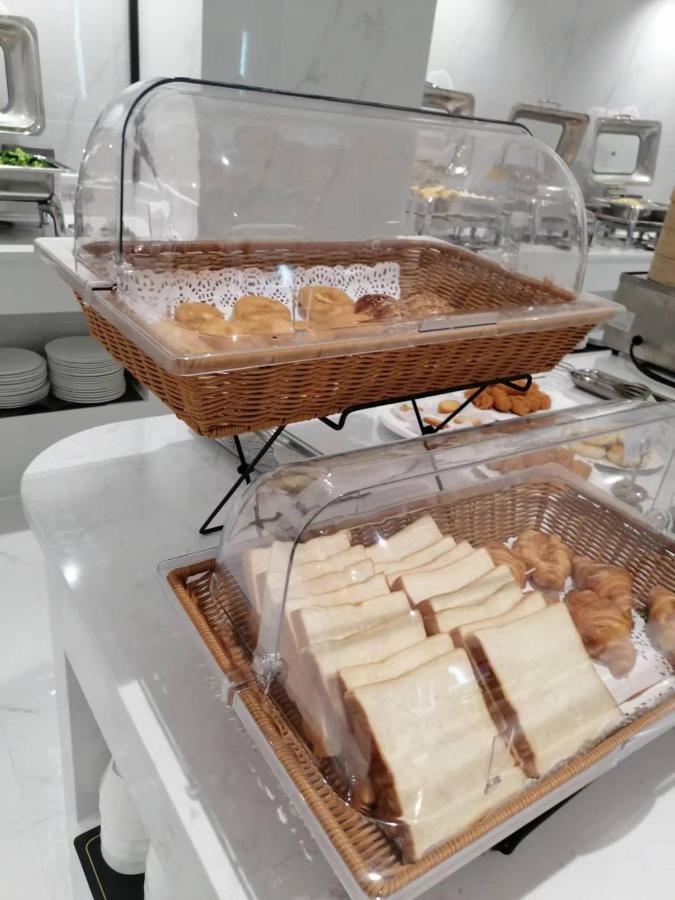 Paco Hotel Shenzhen Luohu Port 외부 사진