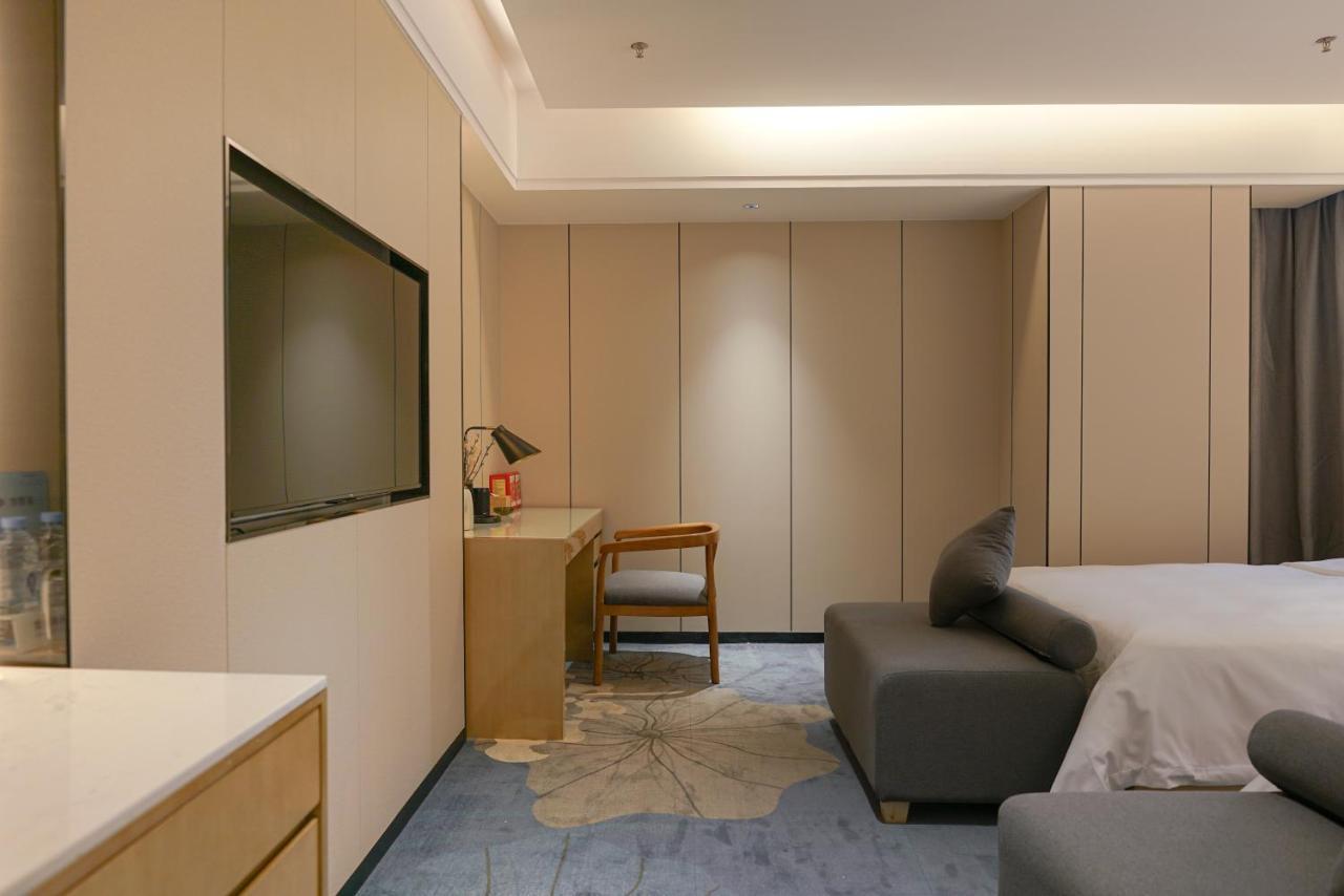 Paco Hotel Shenzhen Luohu Port 외부 사진
