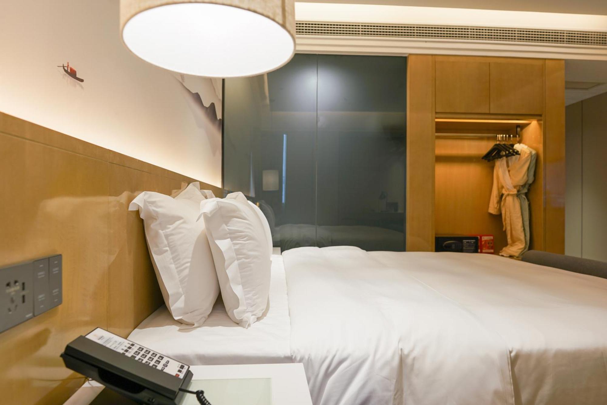 Paco Hotel Shenzhen Luohu Port 외부 사진
