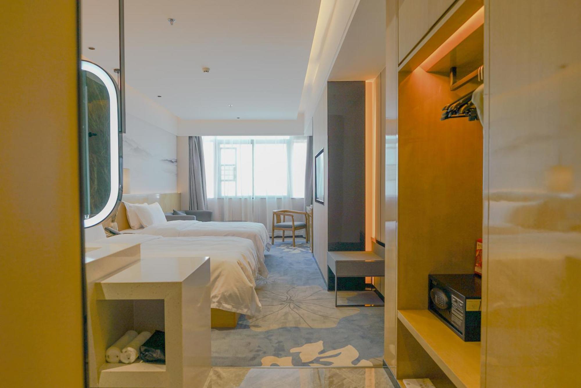 Paco Hotel Shenzhen Luohu Port 외부 사진
