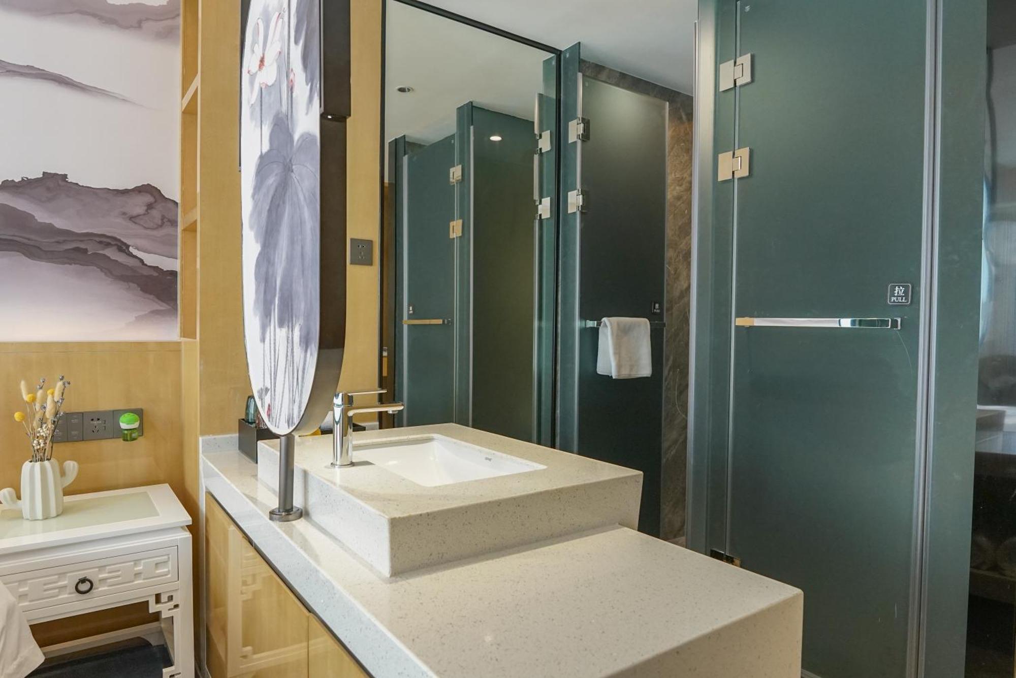 Paco Hotel Shenzhen Luohu Port 외부 사진