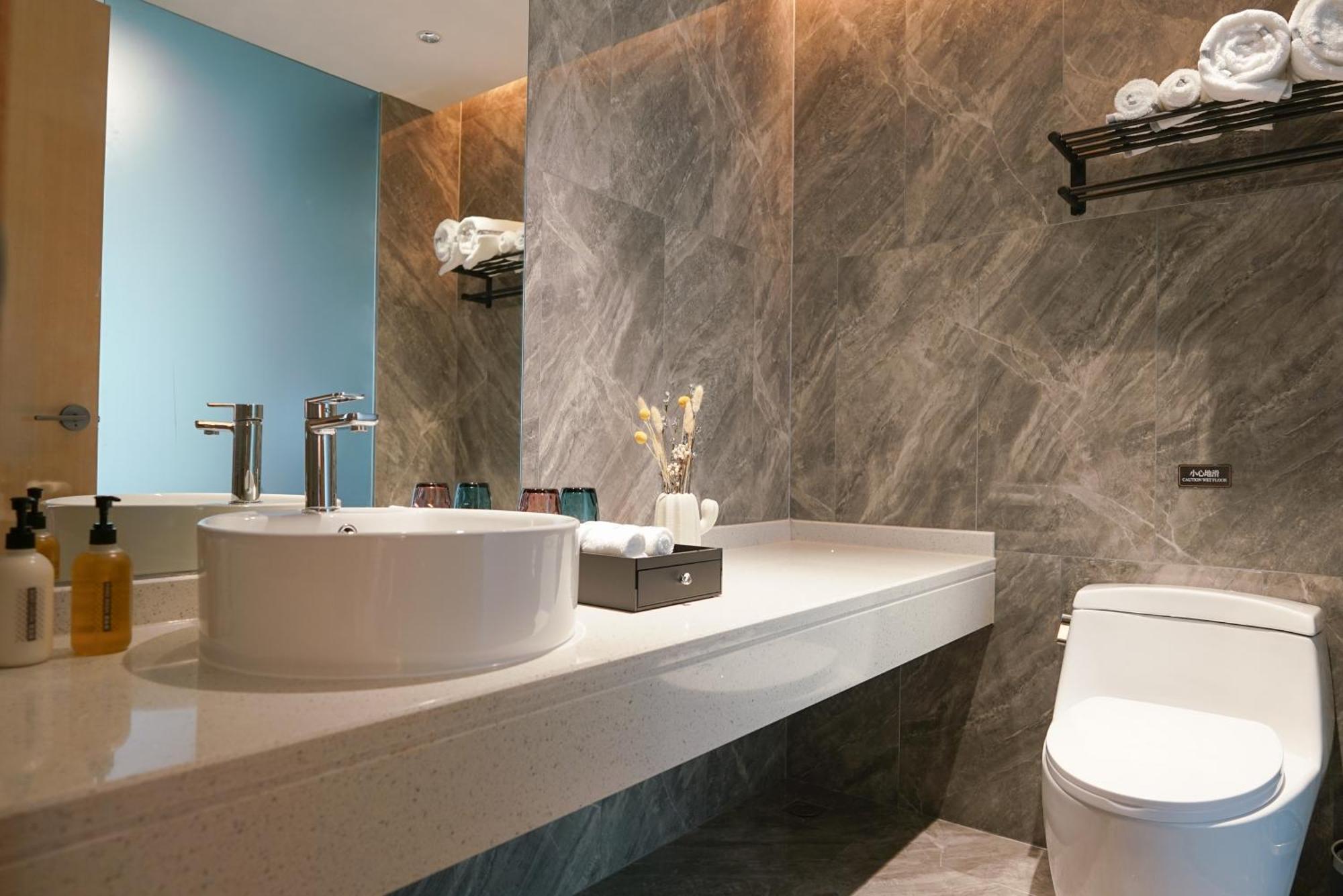 Paco Hotel Shenzhen Luohu Port 외부 사진